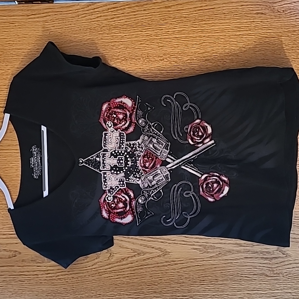 Full Throttle Saloon Women's T-Shirt Size Large Roses Guns Sturgis Biker